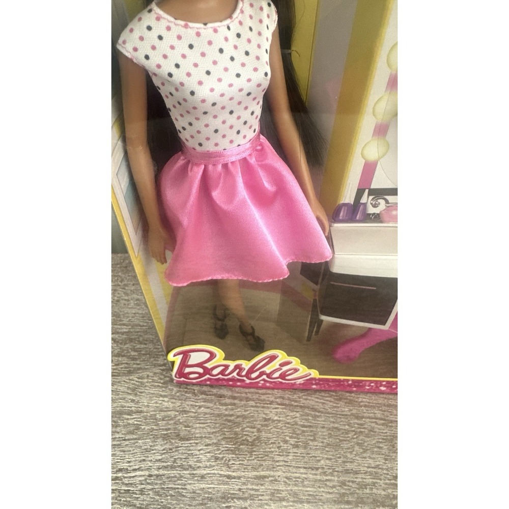 NEW Barbie Nikki Doll You Can Be Anything Hair Accessories Salon Set New In Box - Picture 3 of 15